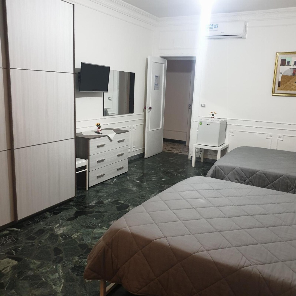 B&B GANAJ - Corso Italia 89 - BARI
